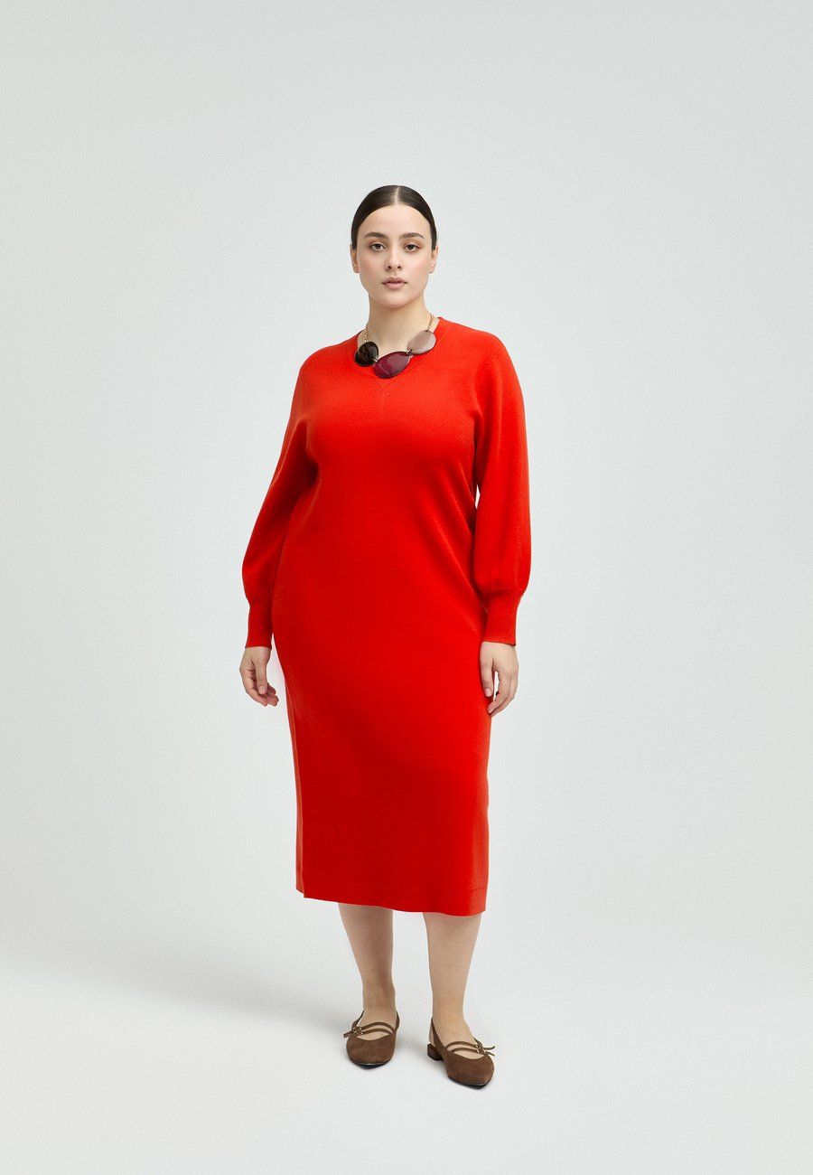 Платье Xandres ARRANKA, Scarlet Red/Mottled Red
Платье Xandres ARRANKA, Scarlet Red/Mottled Red