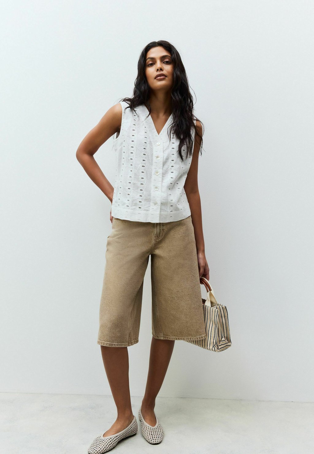 Жилет REGULAR FIT - BRODERIE Next, белый
Жилет REGULAR FIT - BRODERIE Next, белый