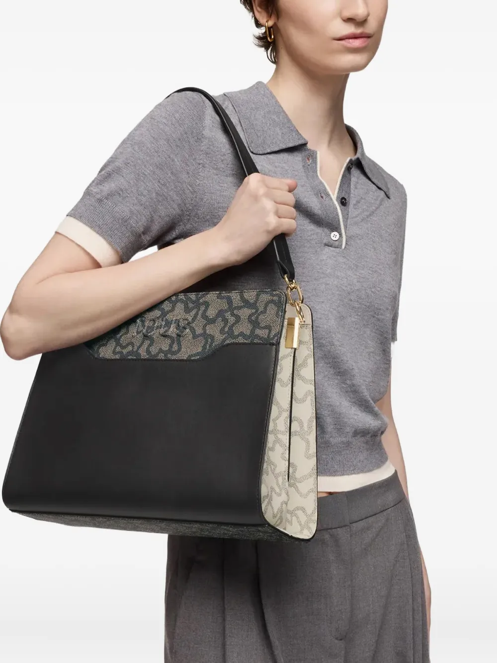 Сумка-тоут Kaos Icon с логотипом TOUS, черный
Сумка-тоут Kaos Icon с логотипом TOUS, черный