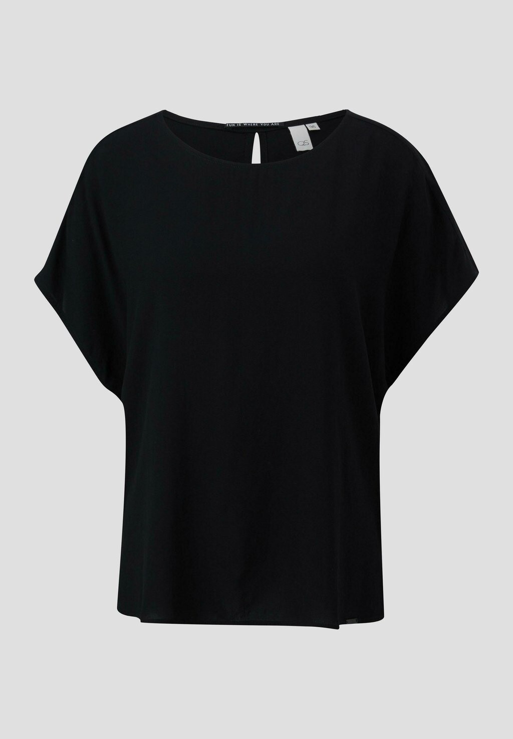 Блуза MIT VERLÄNGERTEM RÜCKENTEIL QS, черный
Блуза MIT VERLÄNGERTEM RÜCKENTEIL QS, черный