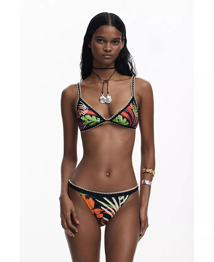 Женские плавки-бикини в тропическом стиле Desigual, коричневый/бежевый
Женские плавки-бикини в тропическом стиле Desigual, коричневый/бежевый