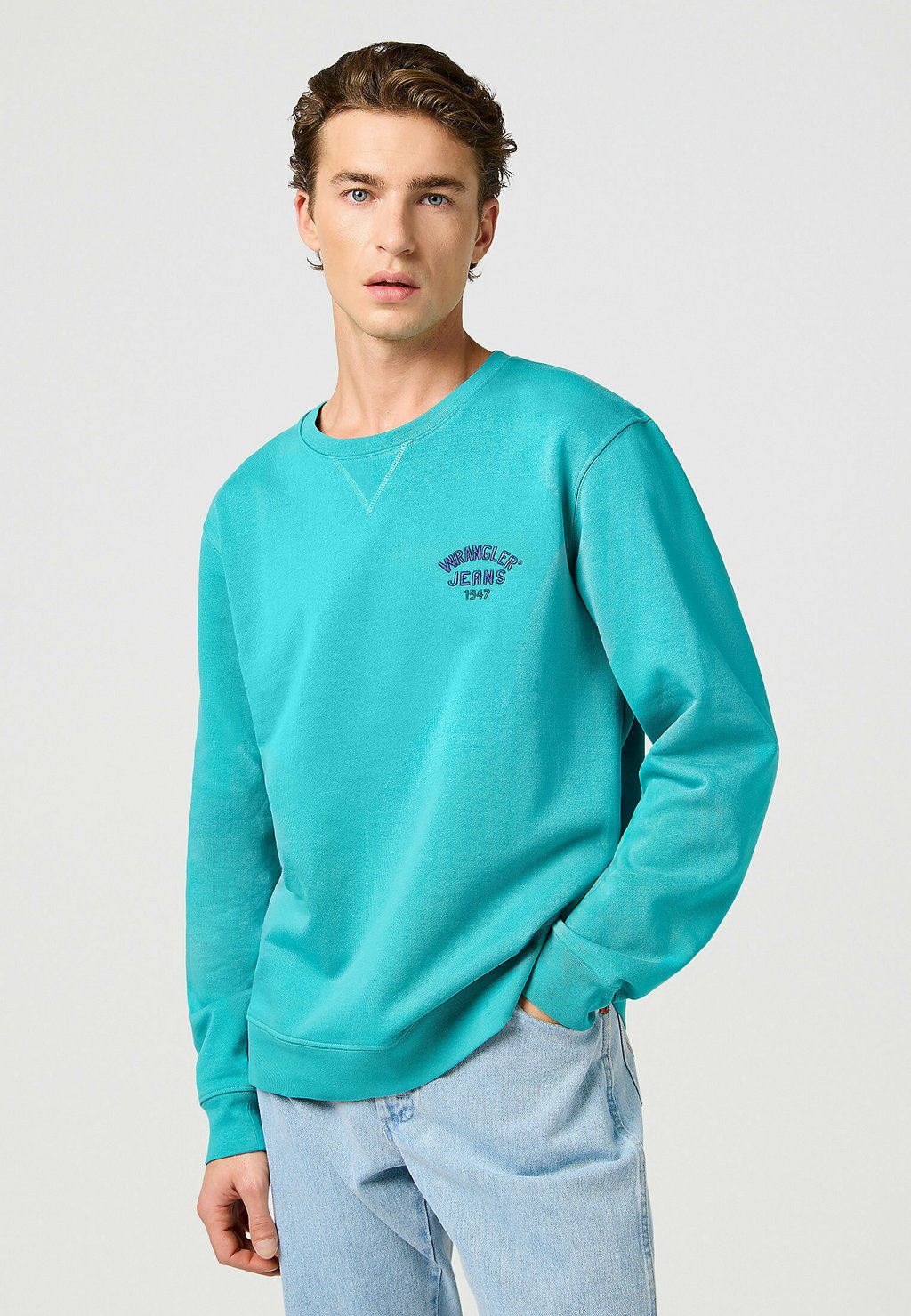Толстовка SMALL LOGO CREW Wrangler, бирюзовый 
Толстовка SMALL LOGO CREW Wrangler, бирюзовый