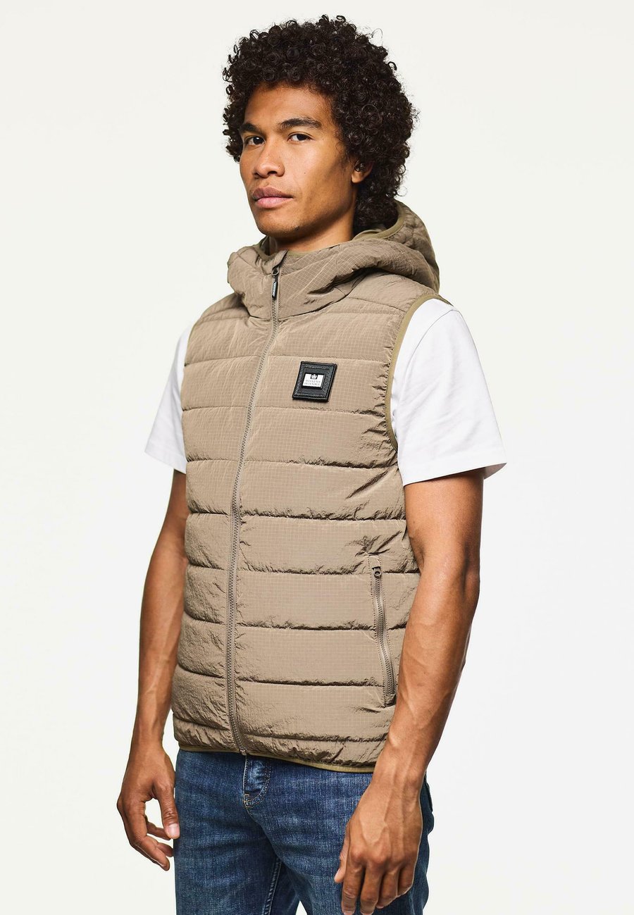 Куртка Weekend Offender Waistcoat, Tobacco/Light Brown
Куртка Weekend Offender Waistcoat, Tobacco/Light Brown