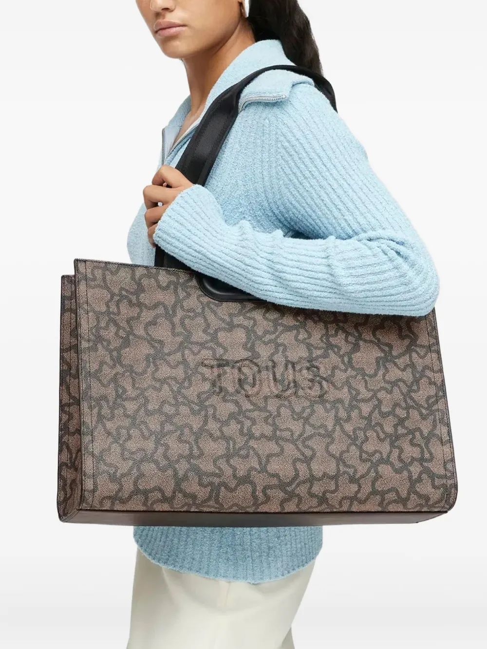 Сумка-тоут с принтом TOUS, черный
Сумка-тоут с принтом TOUS, черный