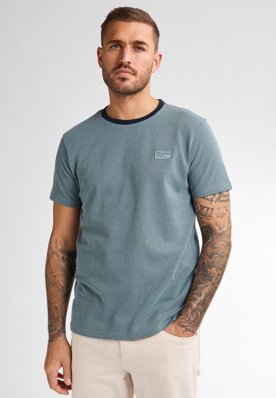 Футболка Petrol Industries LOGO TEALCREST, Ocean/Blue Denim, Синий, Футболка Petrol Industries LOGO TEALCREST, Ocean/Blue Denim
Футболка Petrol Industries LOGO TEALCREST, Ocean/Blue Denim, Синий, Футболка Petrol Industries LOGO TEALCREST, Ocean/Blue Denim