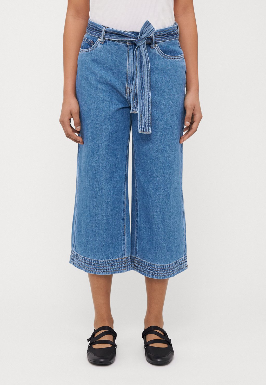 Джинсы свободного кроя VMKATHY WIDE CROPPED Vero Moda Petite, цвет Medium Blue Denim
Джинсы свободного кроя VMKATHY WIDE CROPPED Vero Moda Petite, цвет Medium Blue Denim