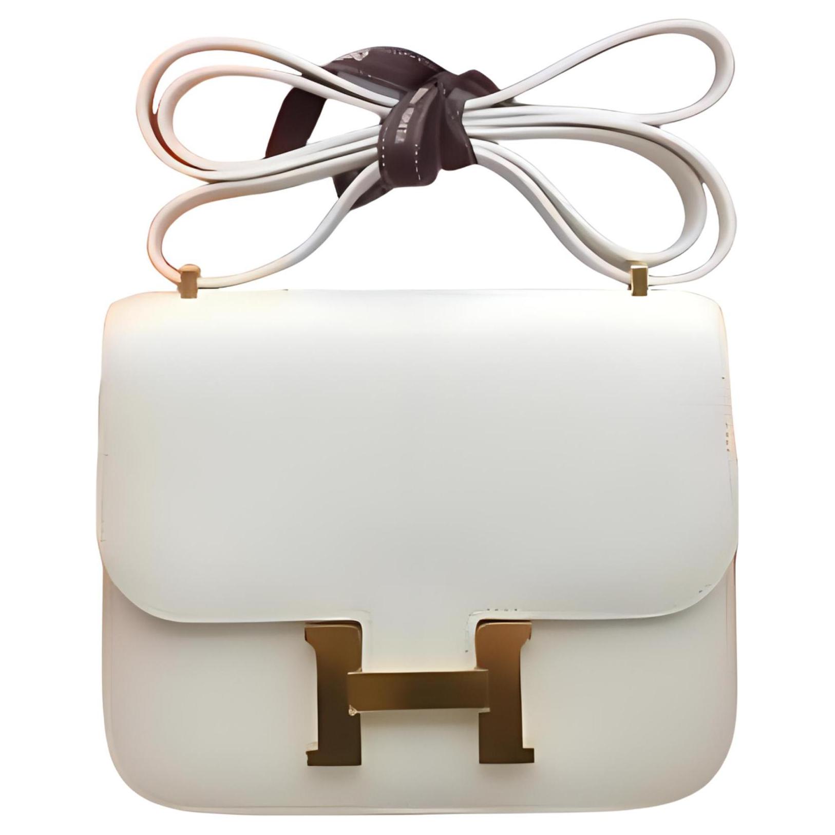 Констанс Свифт Кожаная Сумка Через Плечо, Мини Сумка Кроссбоди Женская 0U Новый Белый HERMES
Констанс Свифт Кожаная Сумка Через Плечо, Мини Сумка Кроссбоди Женская 0U Новый Белый HERMES