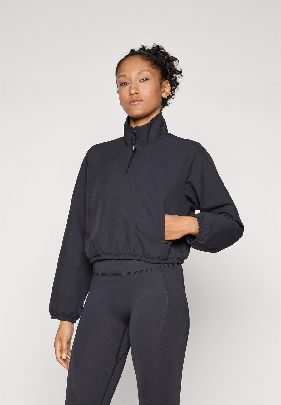 Топ Under Armour UNSTOPPABLE, Black
Топ Under Armour UNSTOPPABLE, Black