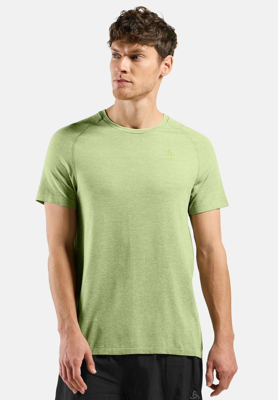 Футболка ODLO CREW NECK ESSENTIAL SEAMLESS, Shadow Lime Melange/Light Green, Зеленый, Футболка ODLO CREW NECK ESSENTIAL SEAMLESS, Shadow Lime Melange/Light Green
Футболка ODLO CREW NECK ESSENTIAL SEAMLESS, Shadow Lime Melange/Light Green, Зеленый, Футболка ODLO CREW NECK ESSENTIAL SEAMLESS, Shadow Lime Melange/Light Green