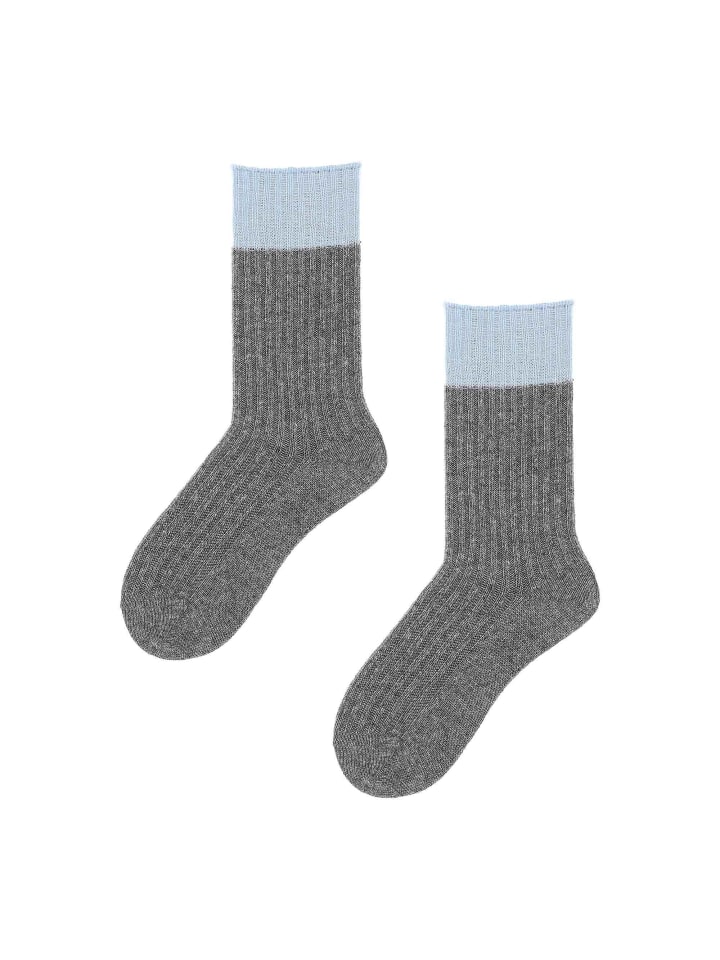 Hudson Согревающие носки Cosmic Block в космическом сером цвете
Hudson Согревающие носки Cosmic Block в космическом сером цвете