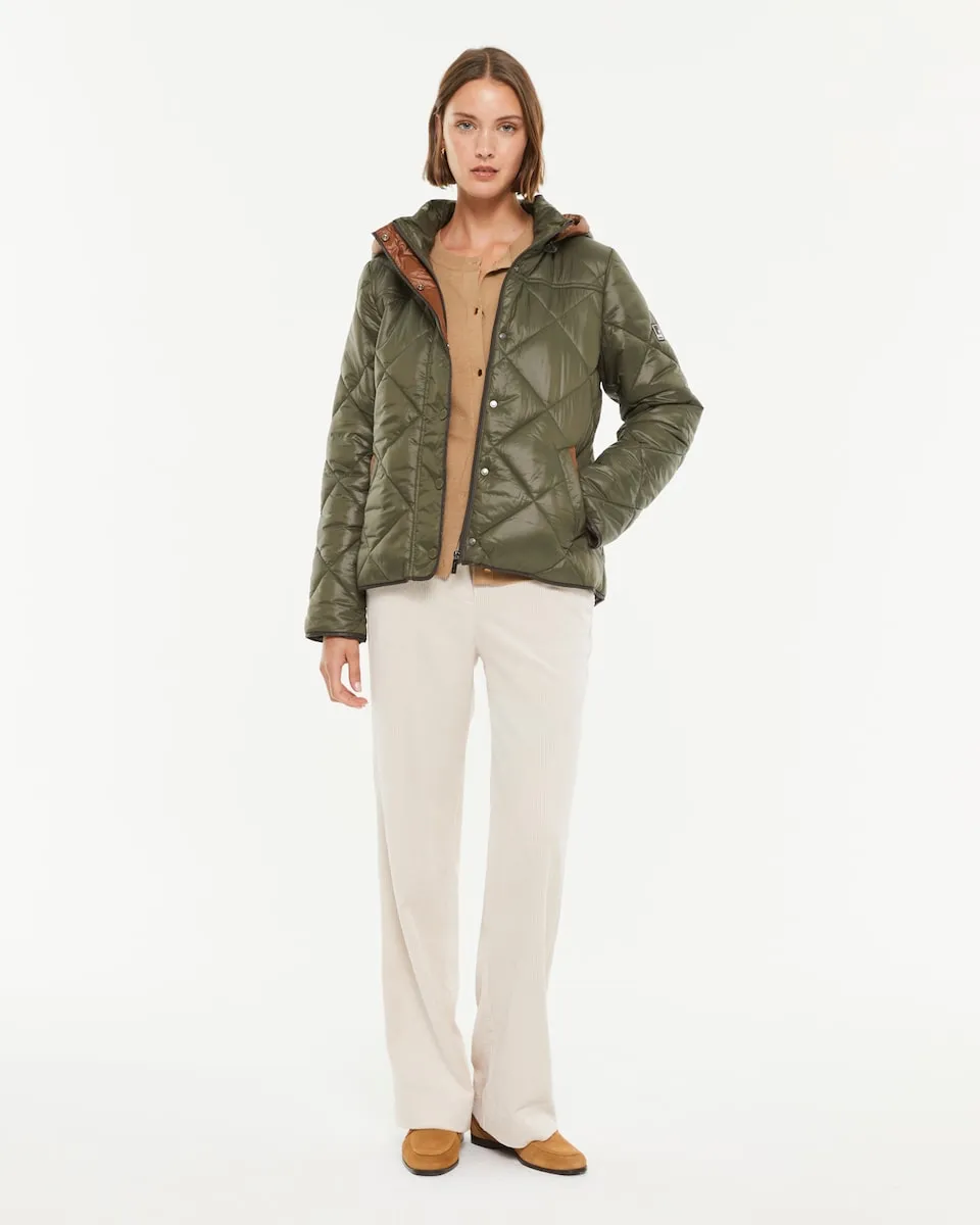 Женский пуховик с капюшоном, который можно снять, и карманами Paz Torras, оливковый зеленый
Женский пуховик с капюшоном, который можно снять, и карманами Paz Torras, оливковый зеленый