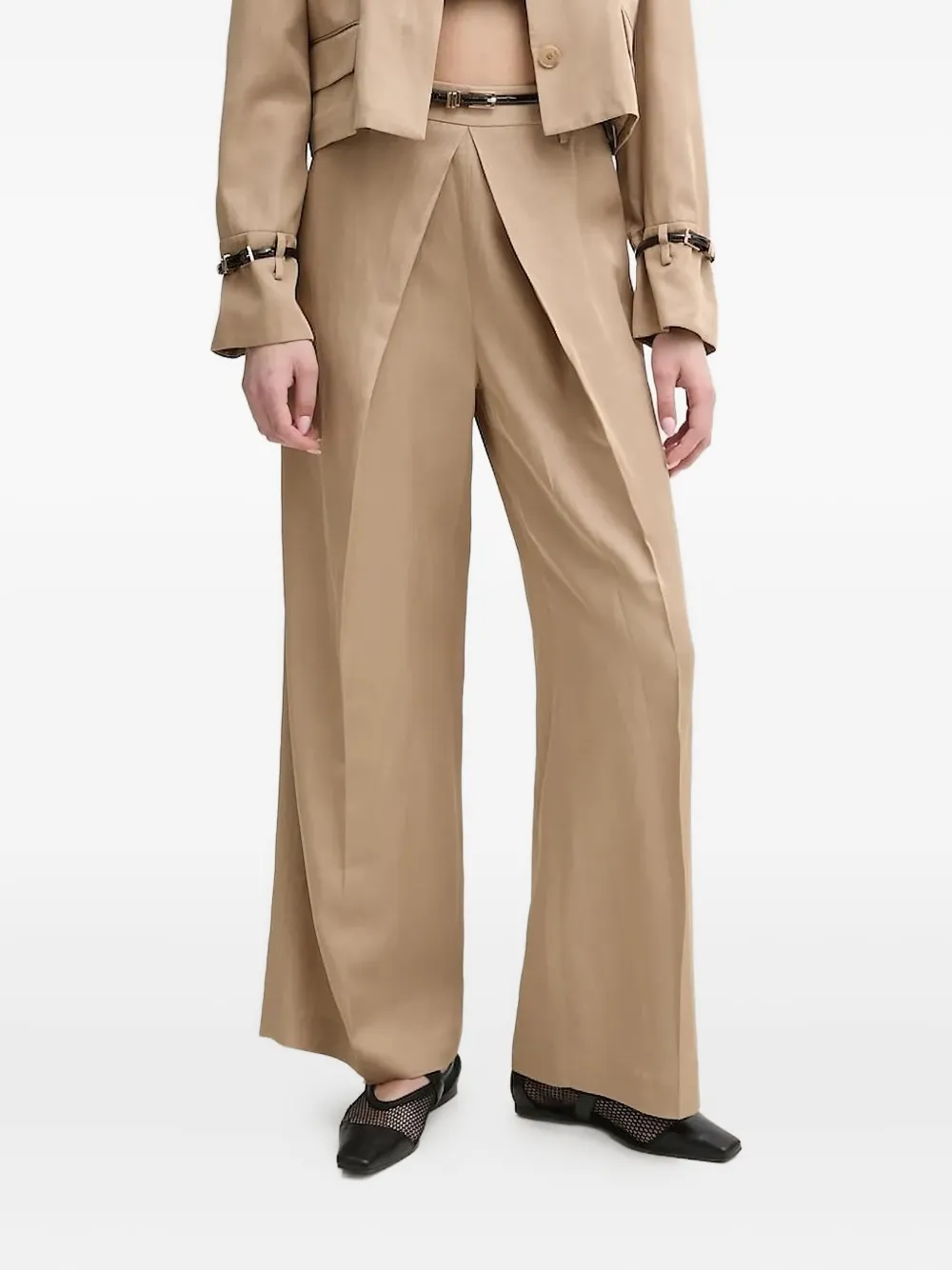 Брюки с плиссировкой и поясом Isabelle Blanche, коричневый
Брюки с плиссировкой и поясом Isabelle Blanche, коричневый