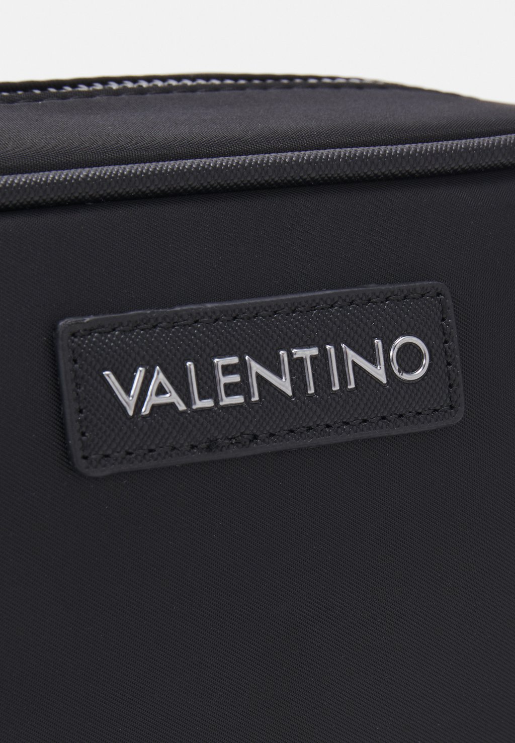 Косметичка CARDANO Valentino Bags, черный
Косметичка CARDANO Valentino Bags, черный