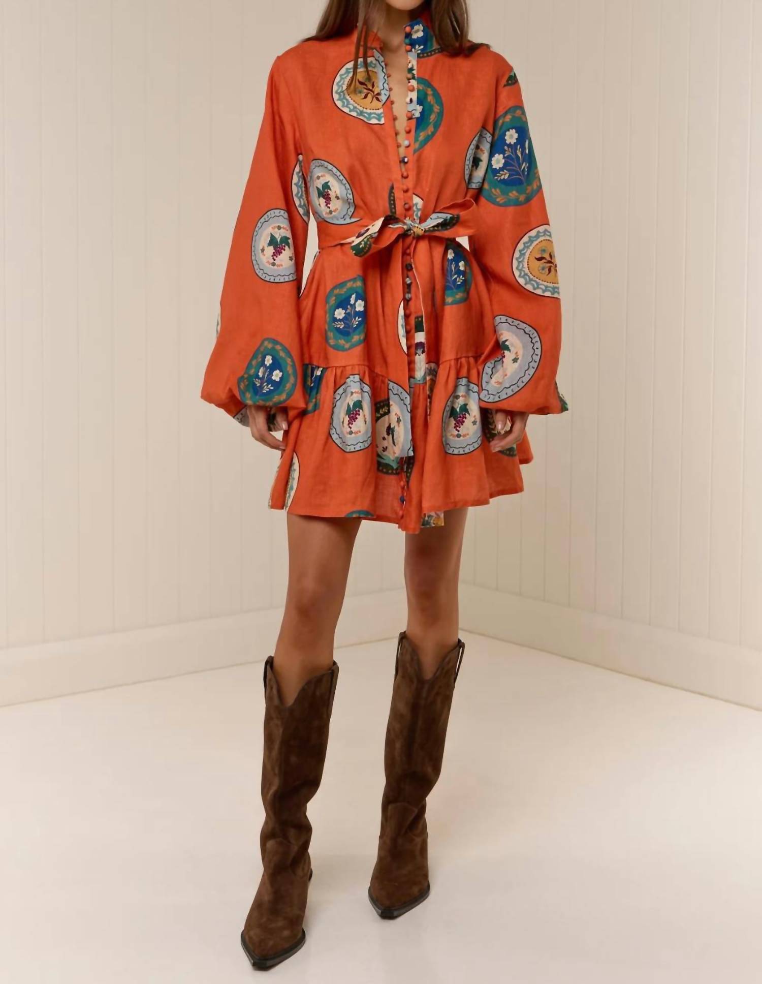 Мини-платье Austin в оранжевых пластинах Palm Noosa, Orange Plates
Мини-платье Austin в оранжевых пластинах Palm Noosa, Orange Plates