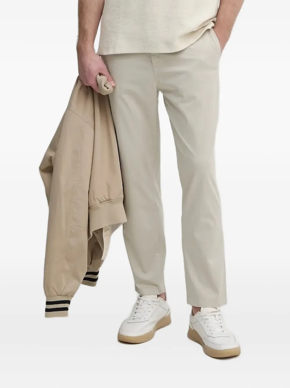 Брюки с эластичной талией BOSS, нейтральный
Брюки с эластичной талией BOSS, нейтральный