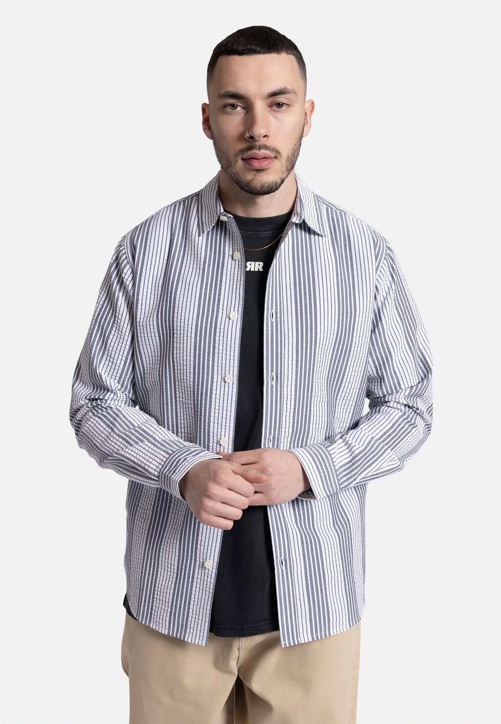 Рубашка ELIO Redefined Rebel, темно-синий
Рубашка ELIO Redefined Rebel, темно-синий