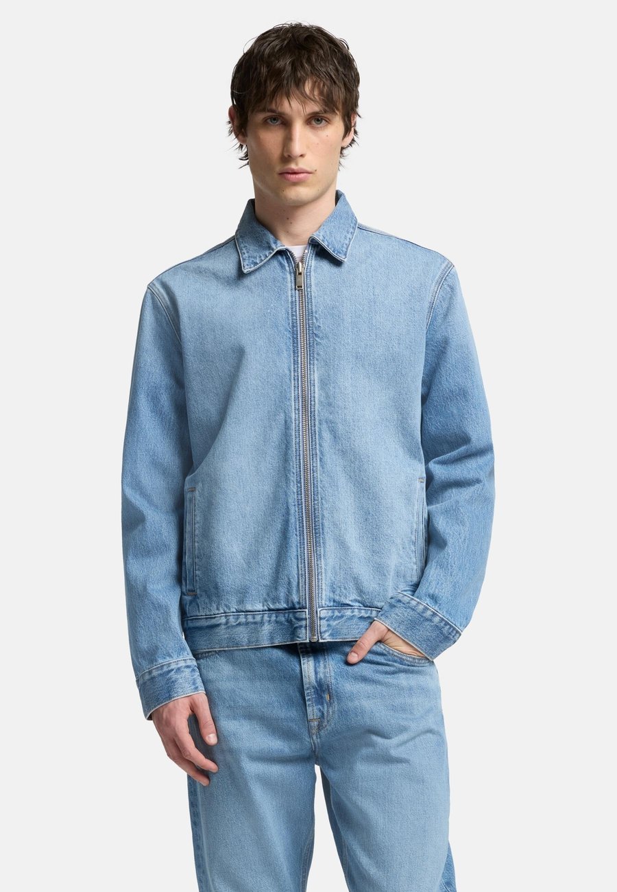 Куртка 7 for all mankind Denim jacket, Light Blue
Куртка 7 for all mankind Denim jacket, Light Blue