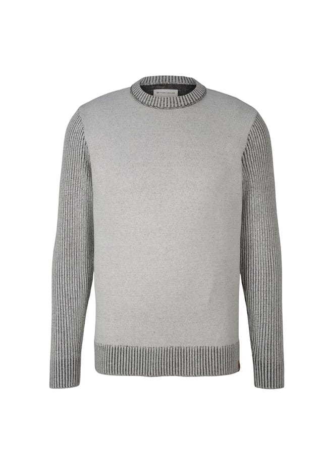 Вязаный свитер пуловер r-neck Tom Tailor, серый
Вязаный свитер пуловер r-neck Tom Tailor, серый