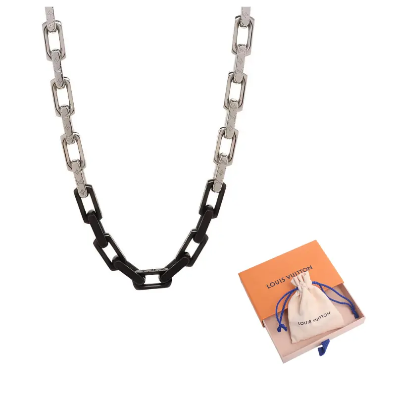 Монограмма цепочка на шею LOUIS VUITTON
Монограмма цепочка на шею LOUIS VUITTON