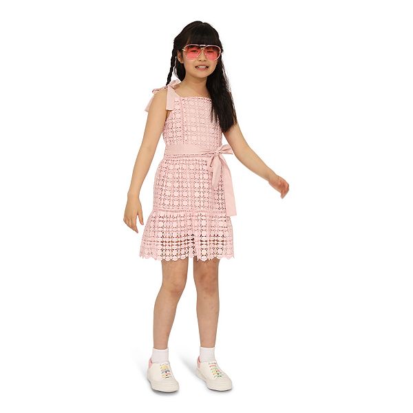 Мини-платье Rosy с кружевом Belle & Bloom
Мини-платье Rosy с кружевом Belle & Bloom