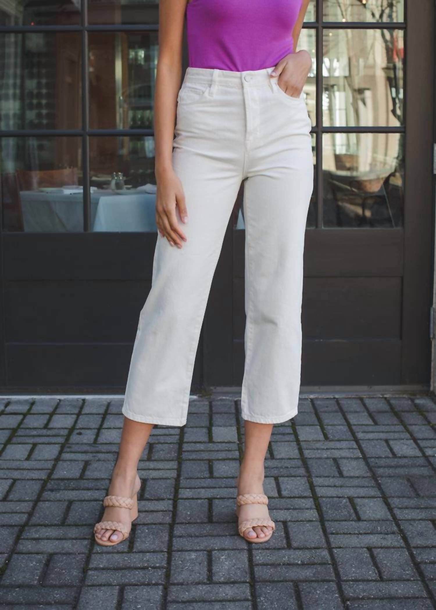 Укороченные белые джинсы Baxter Crop из неэластичного хлопка Ribcage с надписью «Голова в облаках» BLANKNYC
Укороченные белые джинсы Baxter Crop из неэластичного хлопка Ribcage с надписью «Голова в облаках» BLANKNYC