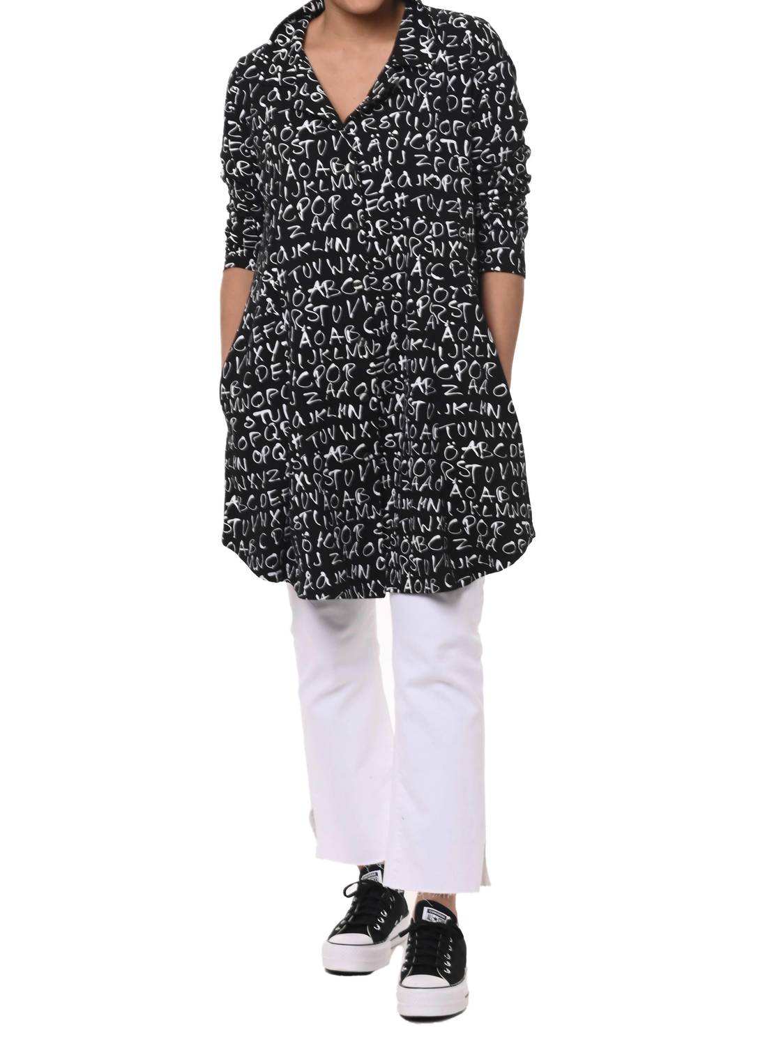 Винни Блуза в черном цвете Алфавит Суп Tulip Clothing
Винни Блуза в черном цвете Алфавит Суп Tulip Clothing