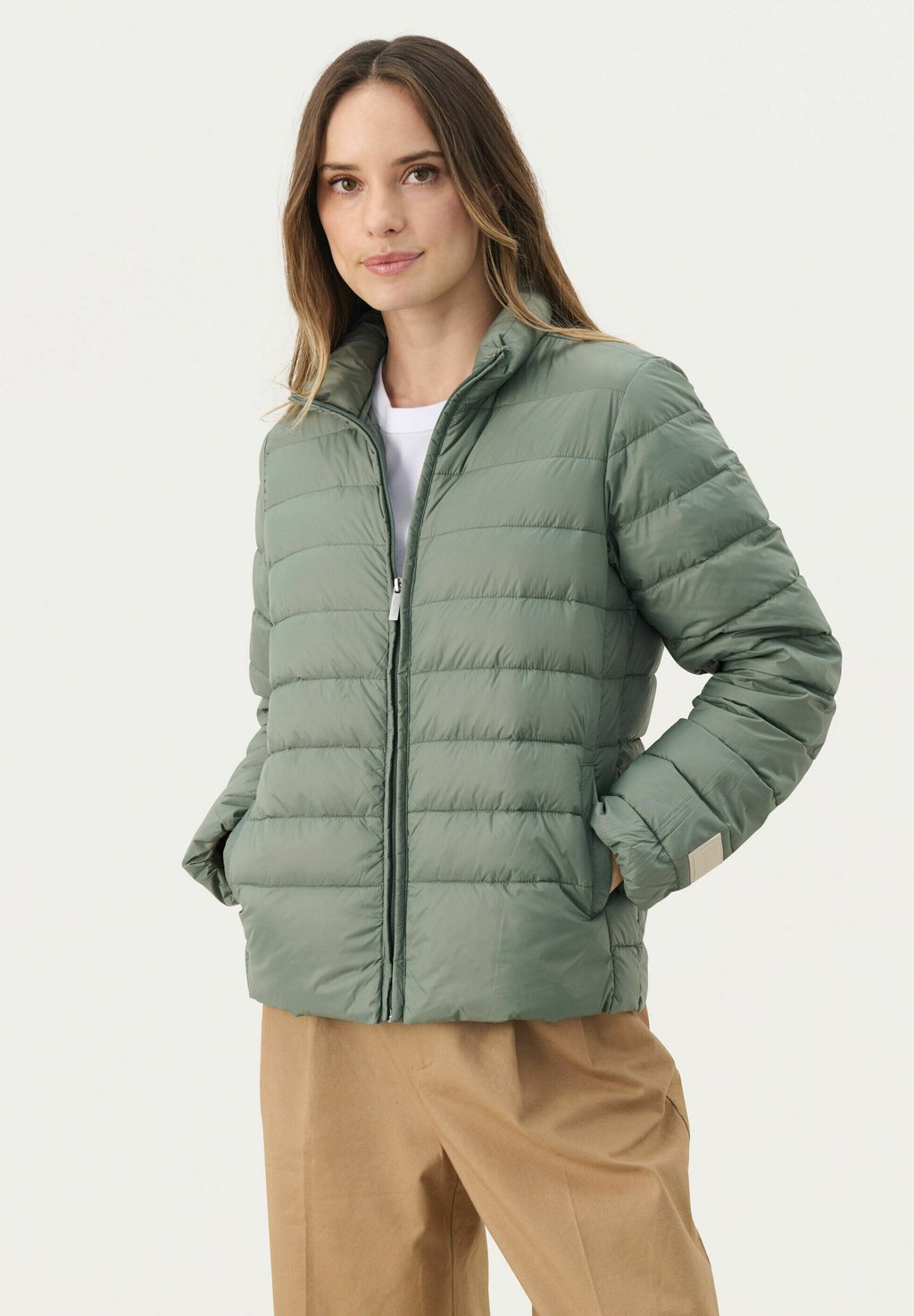 Пуховик OLISANNE Part Two, зеленый
Пуховик OLISANNE Part Two, зеленый