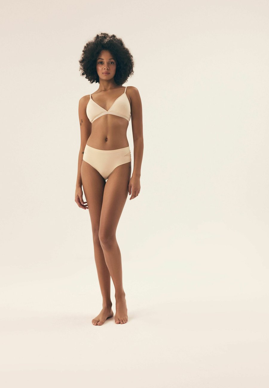 Брифы Henderson FINAU, Beige
Брифы Henderson FINAU, Beige