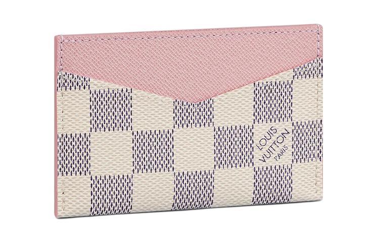 Ежедневный кардхолдер Damier Azur Rose Ballerine LOUIS VUITTON
Ежедневный кардхолдер Damier Azur Rose Ballerine LOUIS VUITTON