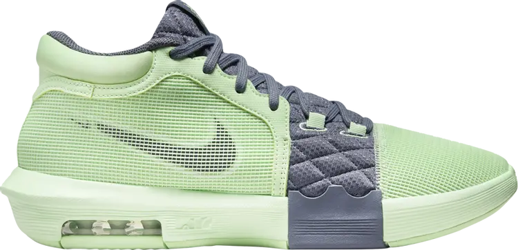Кроссовки LeBron Witness 8 'Vapor Green', зеленый
Кроссовки LeBron Witness 8 'Vapor Green', зеленый
