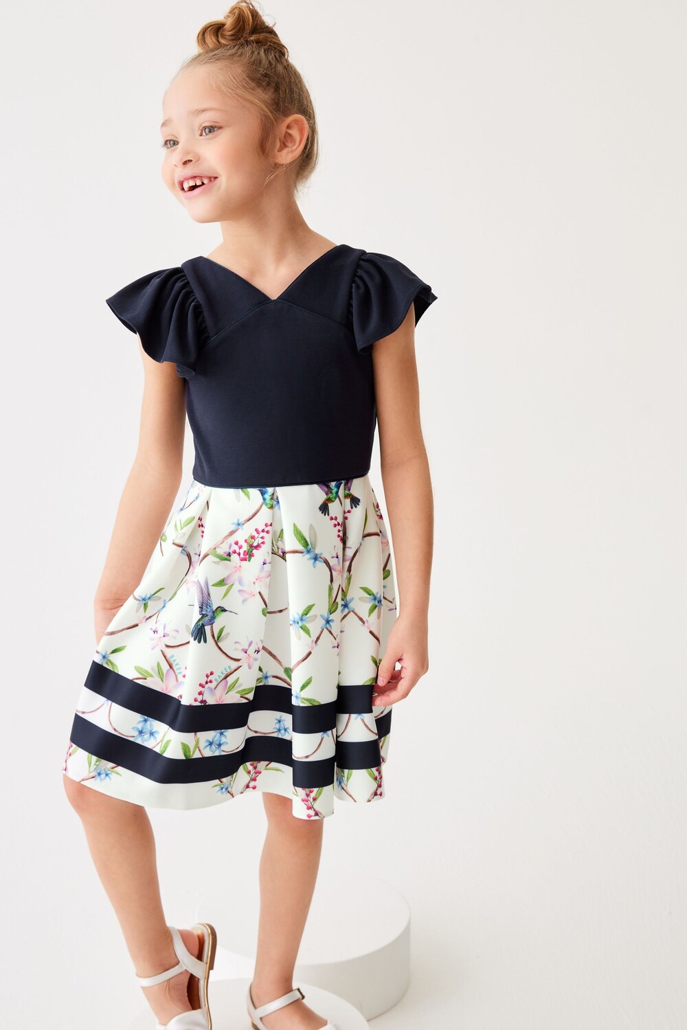 Темно- платье для подводного плавания 2-в-1 с рюшами на рукавах Baker By Ted Baker, синий
Темно- платье для подводного плавания 2-в-1 с рюшами на рукавах Baker By Ted Baker, синий