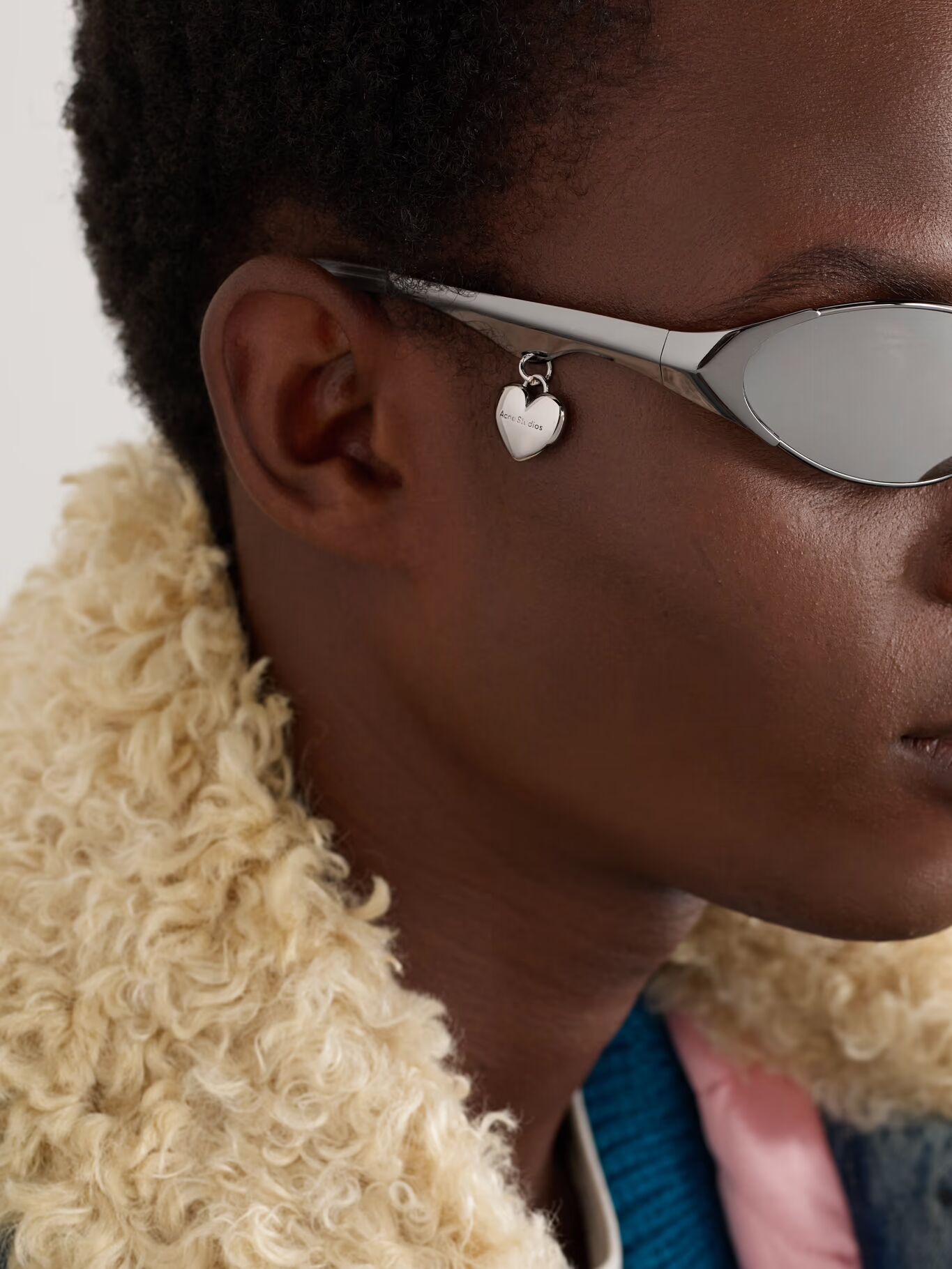 Солнцезащитные очки Apin D-Frame из нержавеющей стали с оправой ACNE STUDIOS, серебряный
Солнцезащитные очки Apin D-Frame из нержавеющей стали с оправой ACNE STUDIOS, серебряный