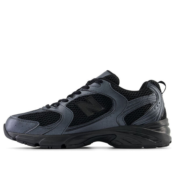 Кроссовки 530 New Balance, черный/темно-серый 
Кроссовки 530 New Balance, черный/темно-серый