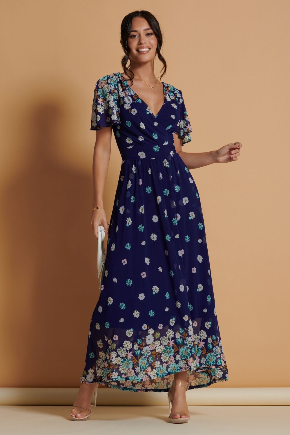 Сетчатое платье макси с зеркальными рукавами-ангелками Jolie Moi, синий
Сетчатое платье макси с зеркальными рукавами-ангелками Jolie Moi, синий