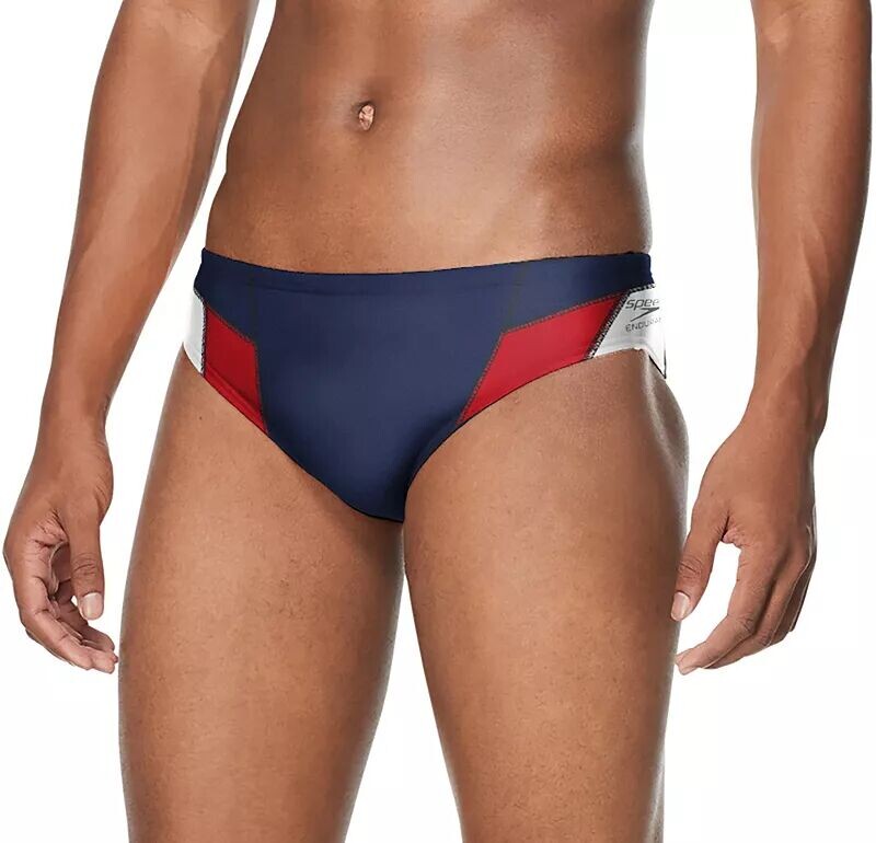 Мужской плавный купальник Speedo с краями, темно-синий/красный
Мужской плавный купальник Speedo с краями, темно-синий/красный