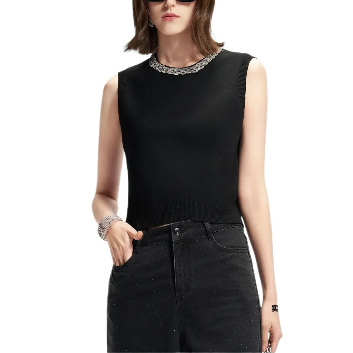 KARL LAGERFELD / Karl Lagerfeld Jeans Футболка KARL LAGERFELD SS25 женская black
KARL LAGERFELD / Karl Lagerfeld Jeans Футболка KARL LAGERFELD SS25 женская black