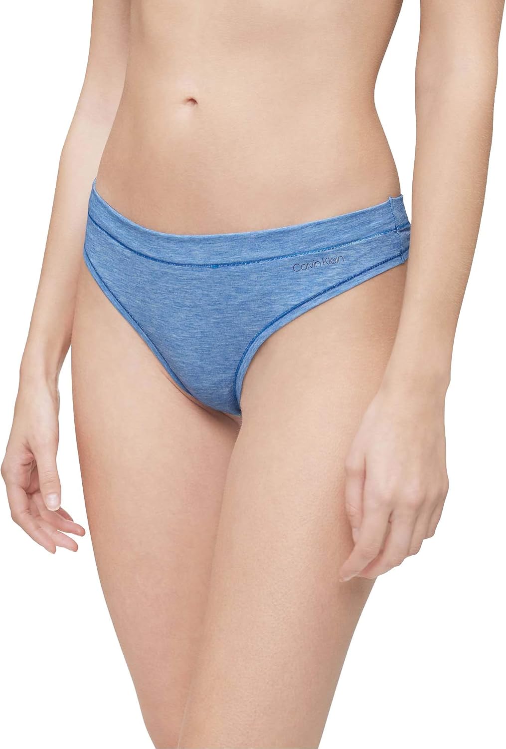 Женские стринги-стринги Calvin Klein с логотипом, 1 упаковка, Island Blue(Qp1530-427)/Island Blue
Женские стринги-стринги Calvin Klein с логотипом, 1 упаковка, Island Blue(Qp1530-427)/Island Blue