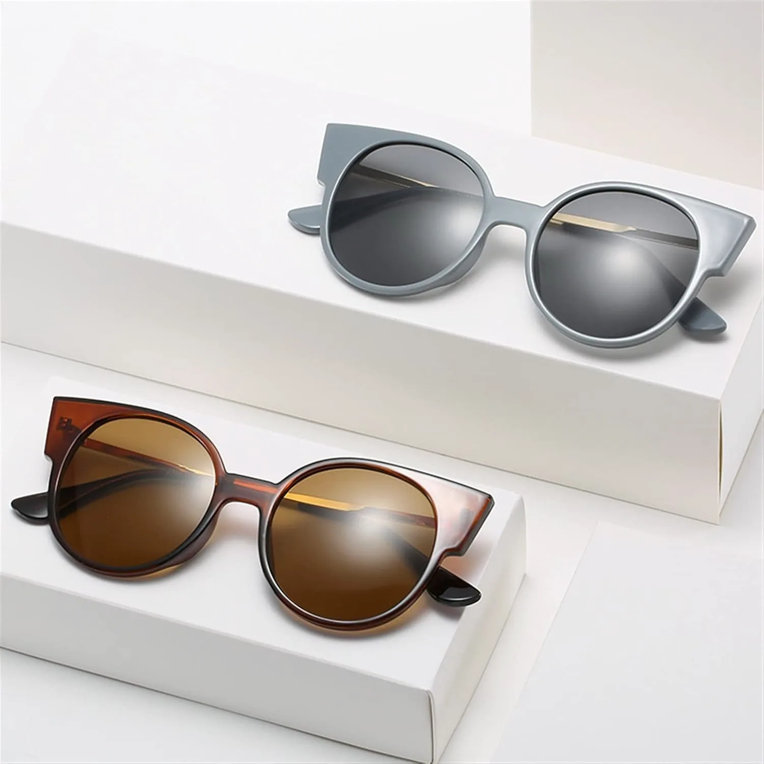 Солнцезащитные очки «кошачий глаз» в крупной оправе для уличной стрельбы, модные, для мужчин и женщин, для отдыха на природе (Цвет: G, Размер: Средний) GAOXIN, G
Солнцезащитные очки «кошачий глаз» в крупной оправе для уличной стрельбы, модные, для мужчин и женщин, для отдыха на природе (Цвет: G, Размер: Средний) GAOXIN, G