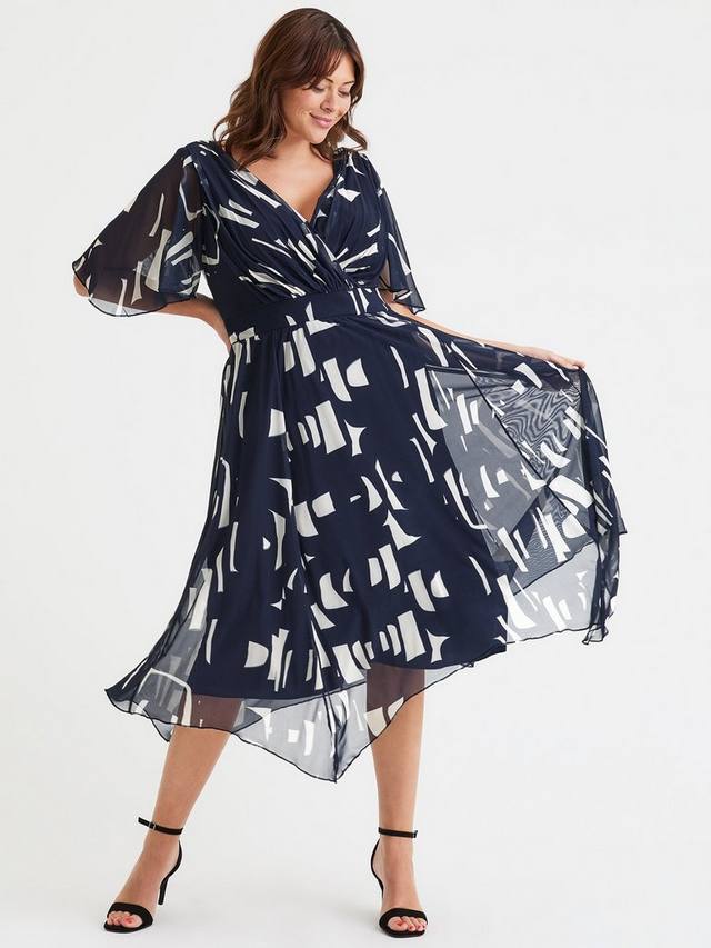 Платье julie с геометрическим подолом в виде носового платка Scarlett & Jo, темно-синий/разноцветный
Платье julie с геометрическим подолом в виде носового платка Scarlett & Jo, темно-синий/разноцветный