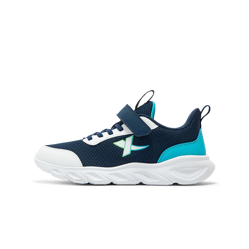 Кроссовки для бега для детей. Начальная школа Xtep, синий/белый
Кроссовки для бега для детей. Начальная школа Xtep, синий/белый