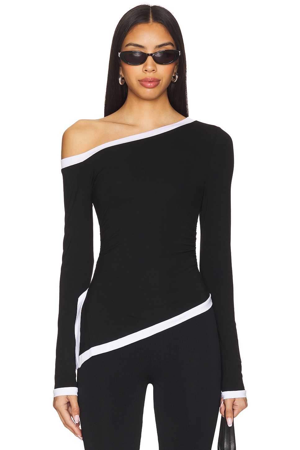 Топ Jordyn Superdown, black & white
Топ Jordyn Superdown, black & white