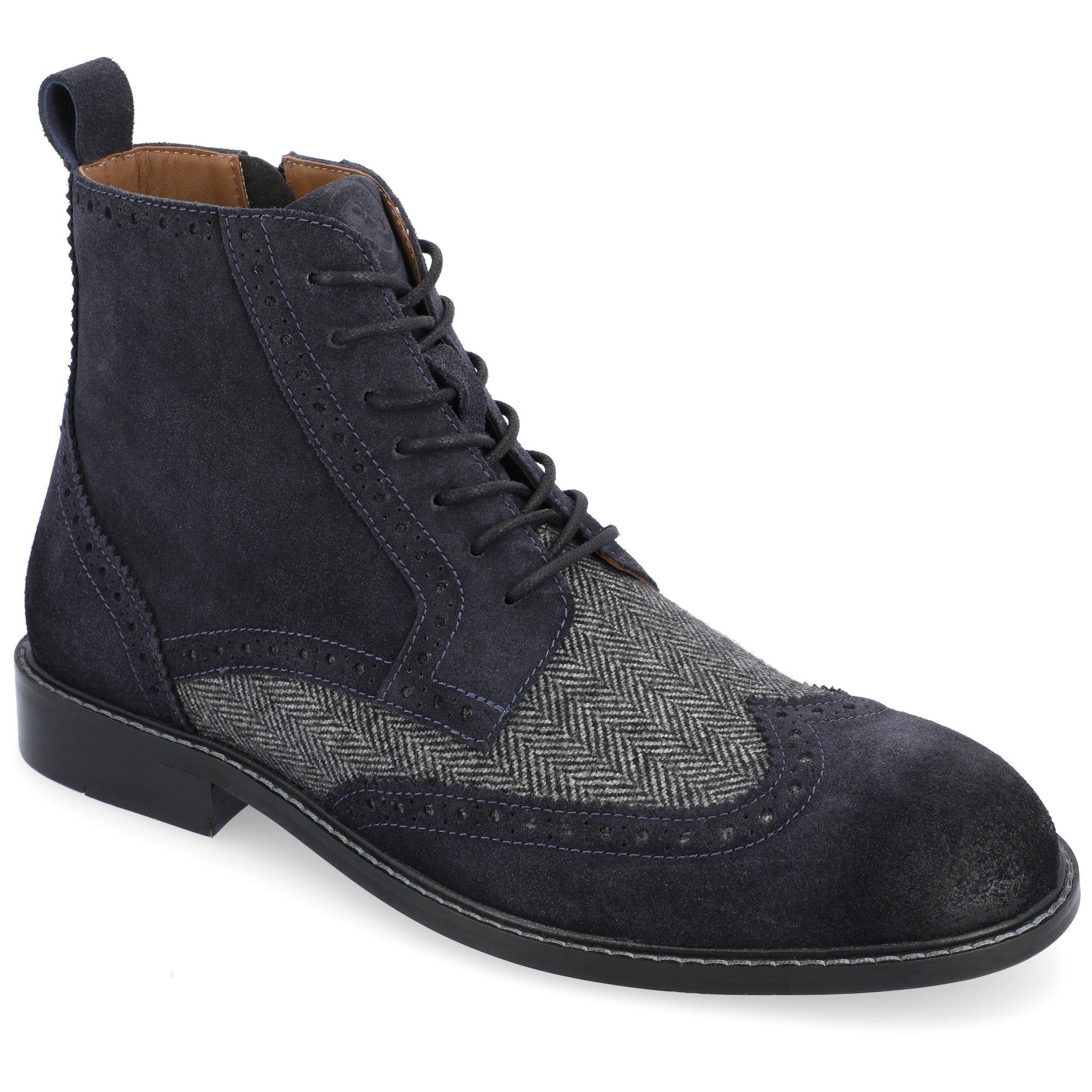 Ботинки Thomas & Vine Jarett Wide Wingtip Ankle Boot, темно-синий
Ботинки Thomas & Vine Jarett Wide Wingtip Ankle Boot, темно-синий