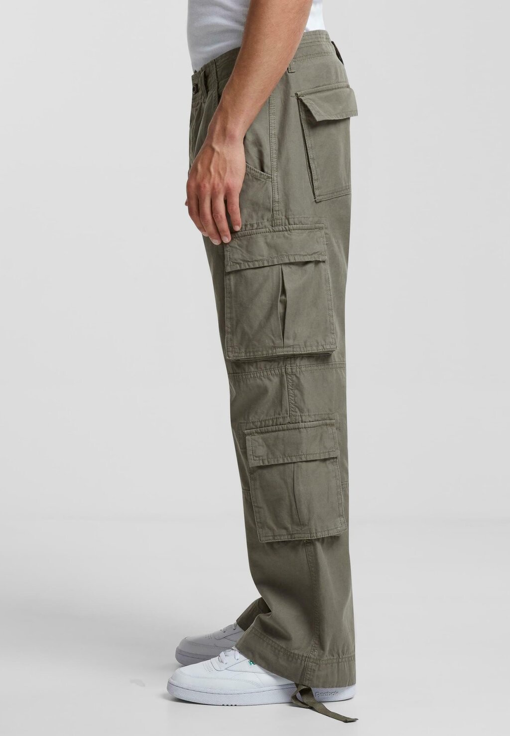 Брюки с боковыми карманами Double Urban Classics, оливковый
Брюки с боковыми карманами Double Urban Classics, оливковый