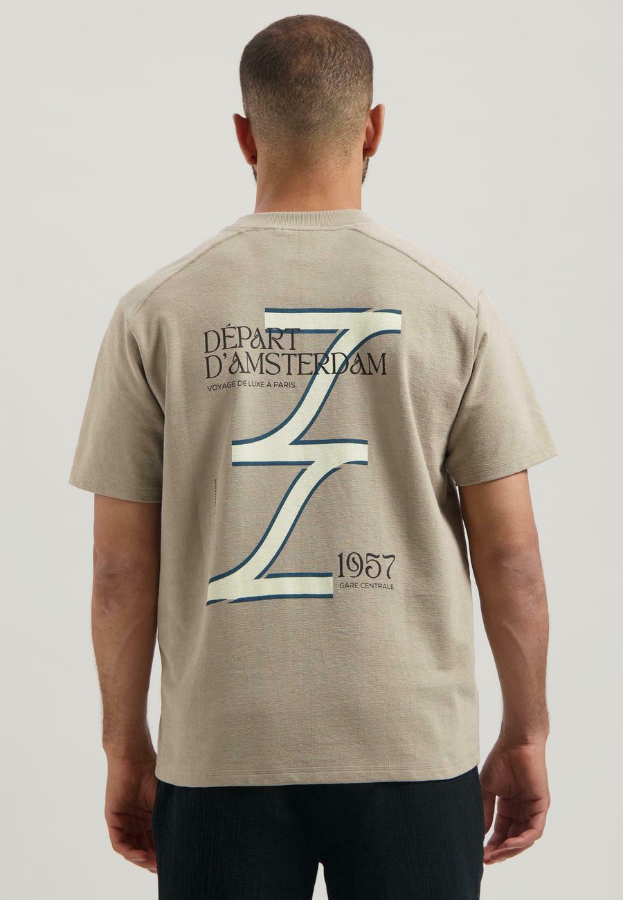 Футболка Dstrezzed LASSE TEE GRAPHIC, Vintage Khaki/Khaki, Хаки, Футболка Dstrezzed LASSE TEE GRAPHIC, Vintage Khaki/Khaki
Футболка Dstrezzed LASSE TEE GRAPHIC, Vintage Khaki/Khaki, Хаки, Футболка Dstrezzed LASSE TEE GRAPHIC, Vintage Khaki/Khaki