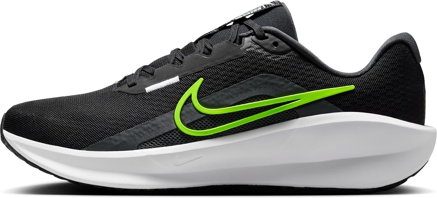 Мужские кроссовки для бега по шоссе NIKE Downshifter 13, Black/Anthracite/White/Volt
Мужские кроссовки для бега по шоссе NIKE Downshifter 13, Black/Anthracite/White/Volt