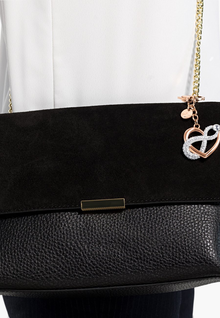 Кошелек Swarovski INFINITE BAG CHARM, Multi Color/Gold-Coloured
Кошелек Swarovski INFINITE BAG CHARM, Multi Color/Gold-Coloured