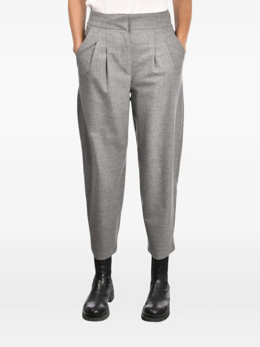 Брюки со складками Gran Sasso, серый
Брюки со складками Gran Sasso, серый