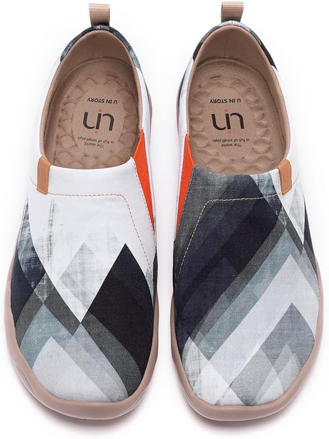 Мужские лоферы UIN, раскрашенные туристические туфли, слипоны для прогулок, повседневные легкие удобные модные кроссовки Toledo Destination, Multicolor
Мужские лоферы UIN, раскрашенные туристические туфли, слипоны для прогулок, повседневные легкие удобные модные кроссовки Toledo Destination, Multicolor