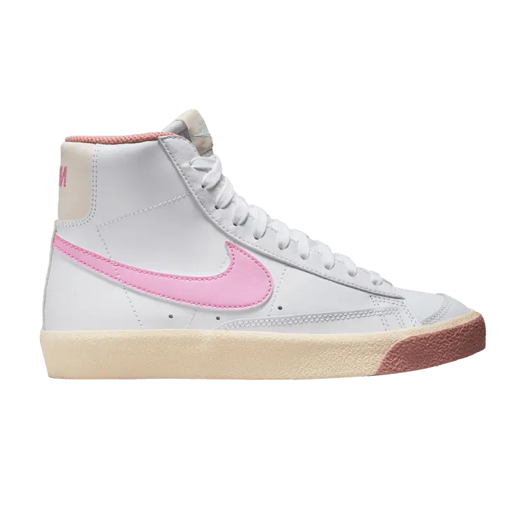 Кроссовки Nike Blazer Mid '77 GS 'White Pink Spell', белый
Кроссовки Nike Blazer Mid '77 GS 'White Pink Spell', белый
