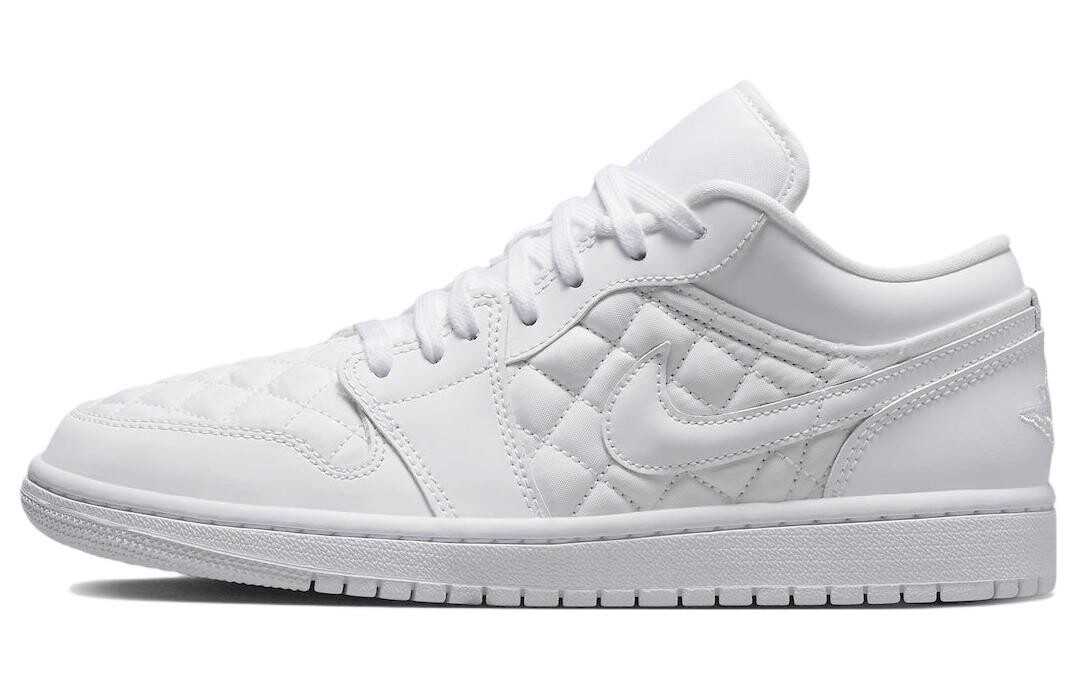 Air Jordan 1 Low стеганые тройные белые (женские)
Air Jordan 1 Low стеганые тройные белые (женские)